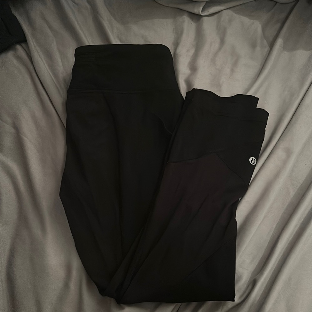 Lululemon Align crop with pockets 23’
